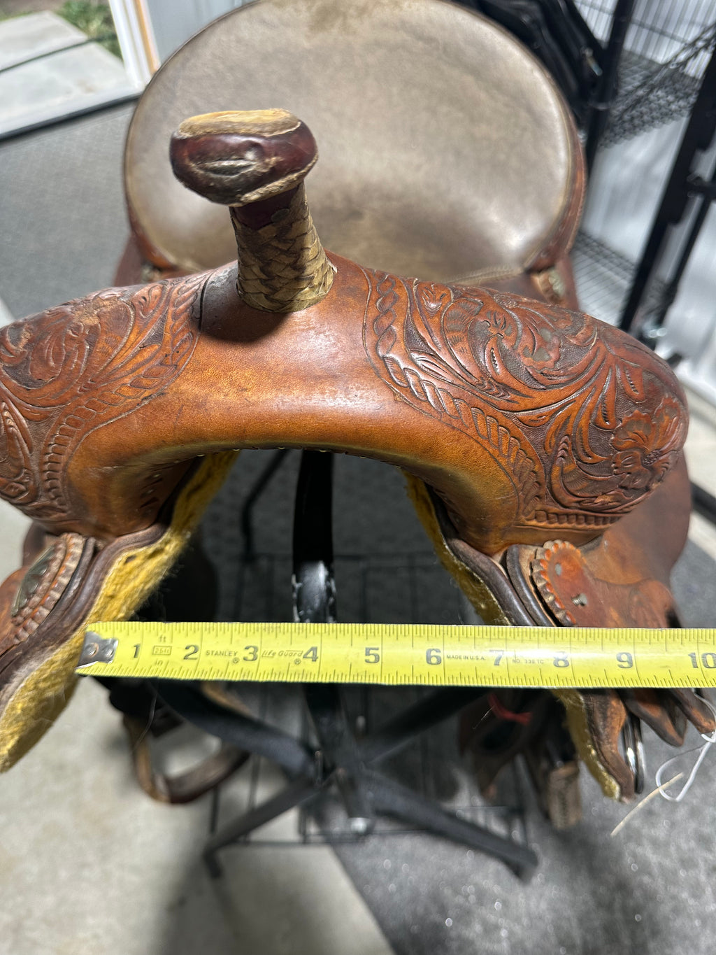 14” Frontier saddlery barrel saddle Canadian made
