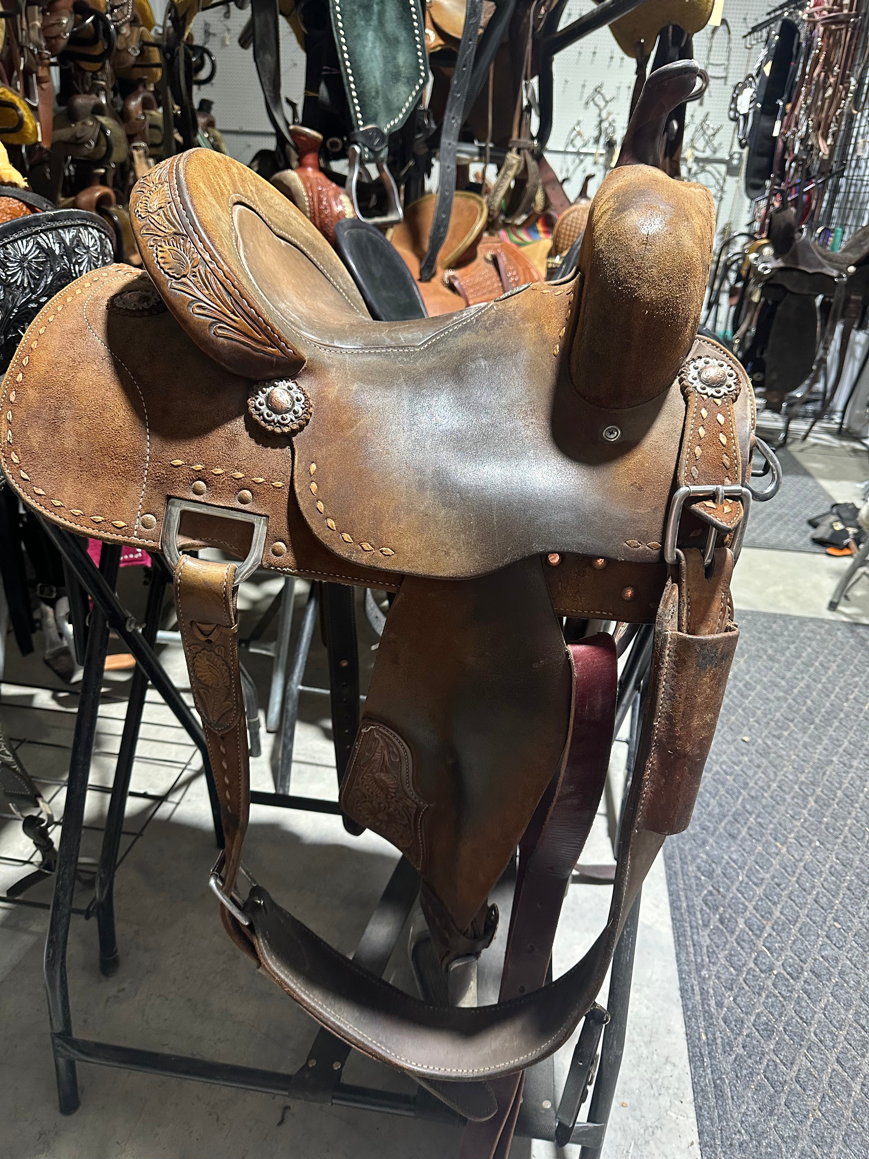 13.5” sue smith by Three Forks saddlery