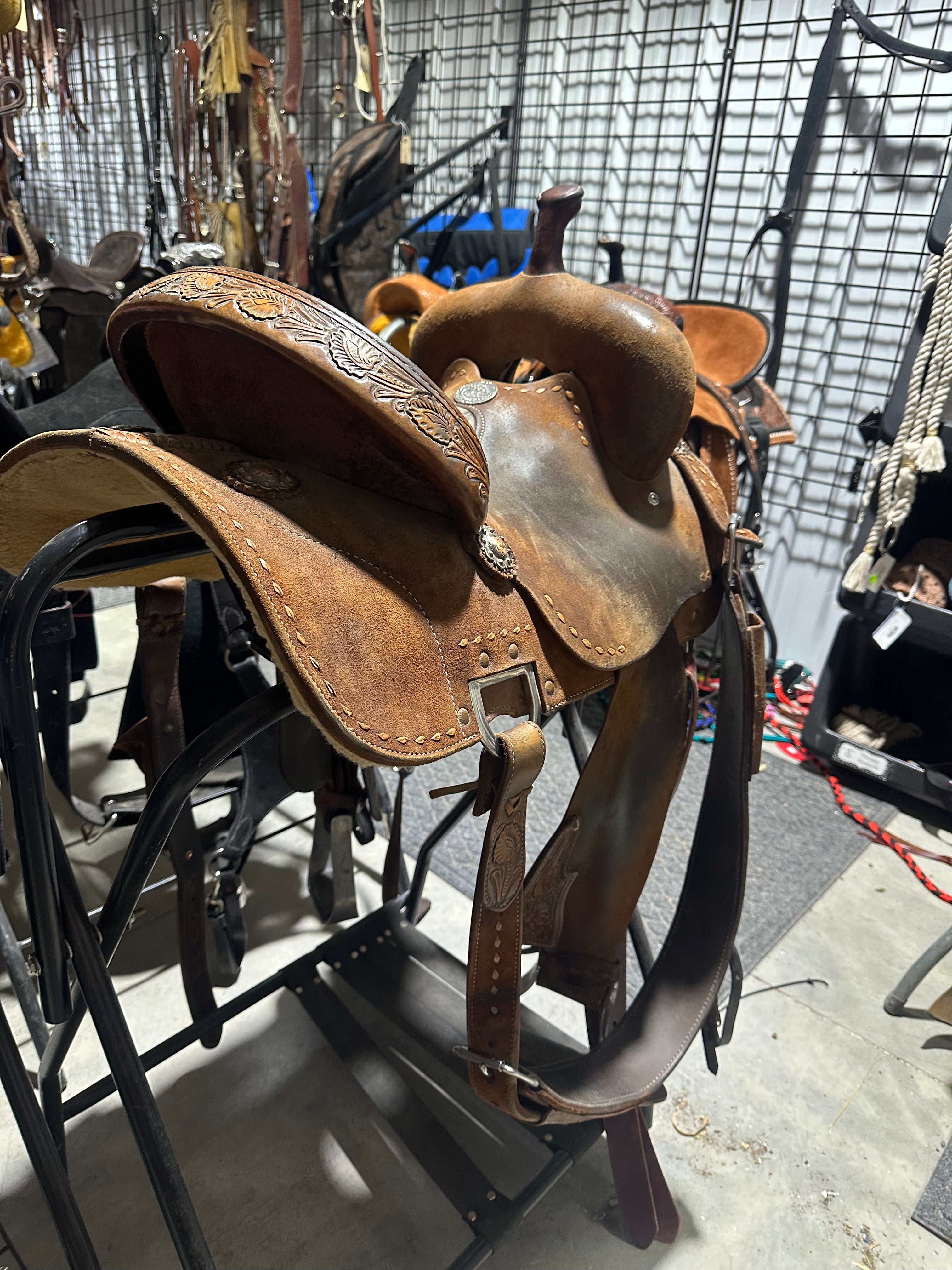 13.5” sue smith by Three Forks saddlery
