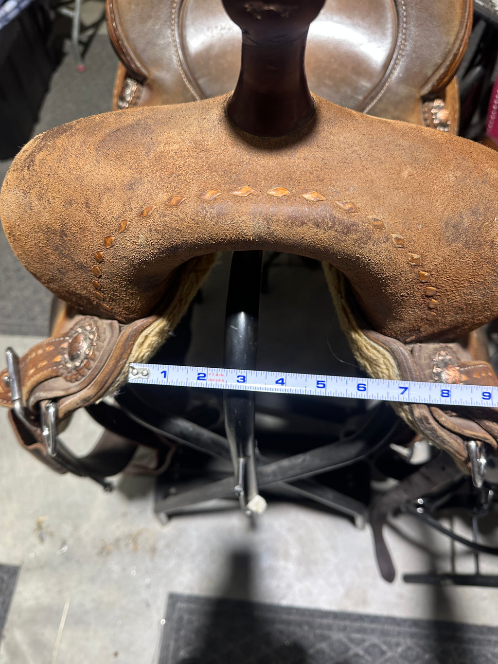 13.5” sue smith by Three Forks saddlery