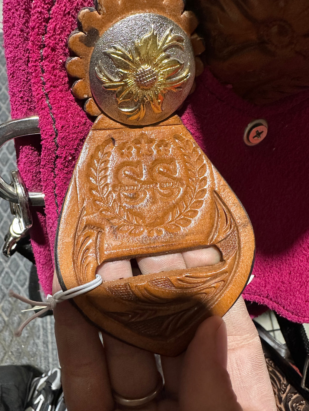 14” Silva PINK light weight barrel saddle