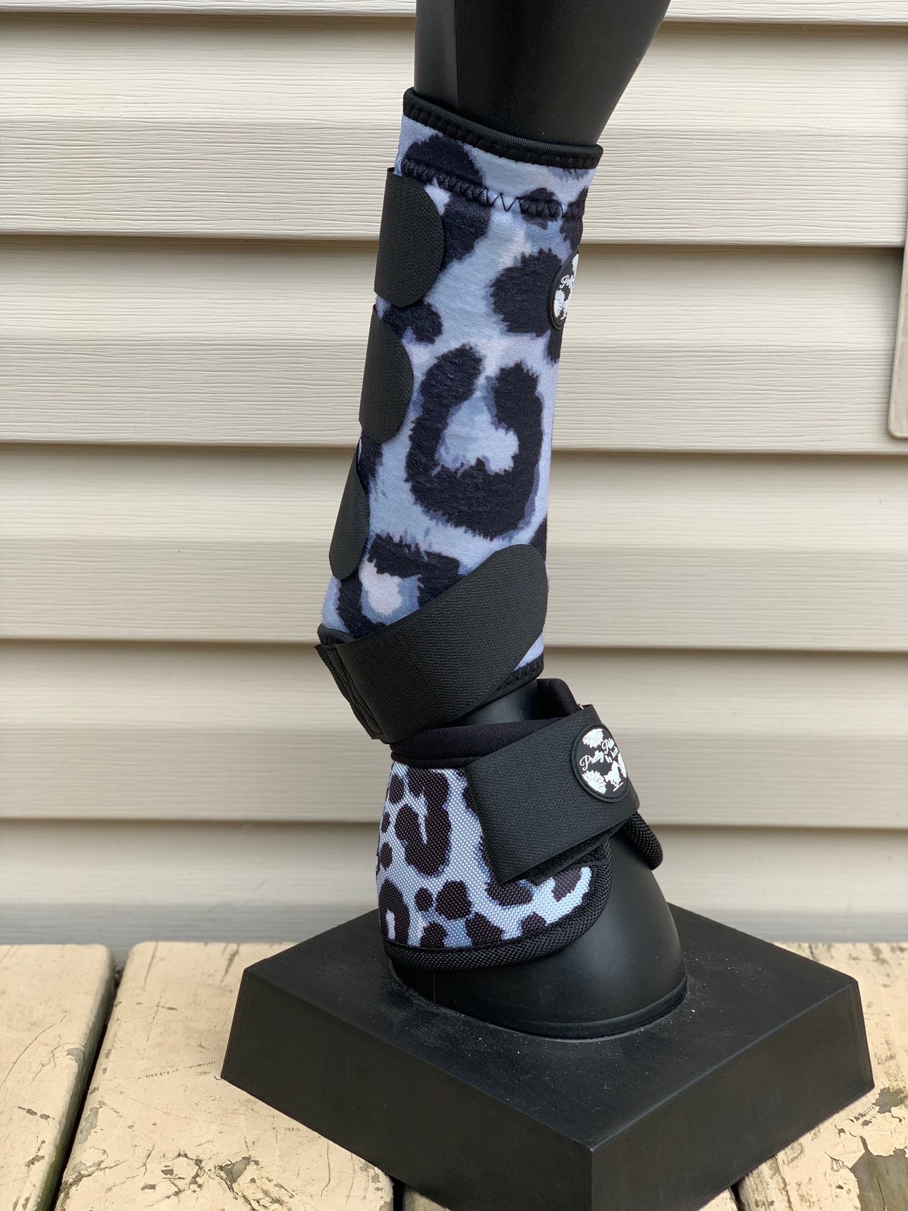 Snow leopard medium fronts Pretty Polos by Jessie