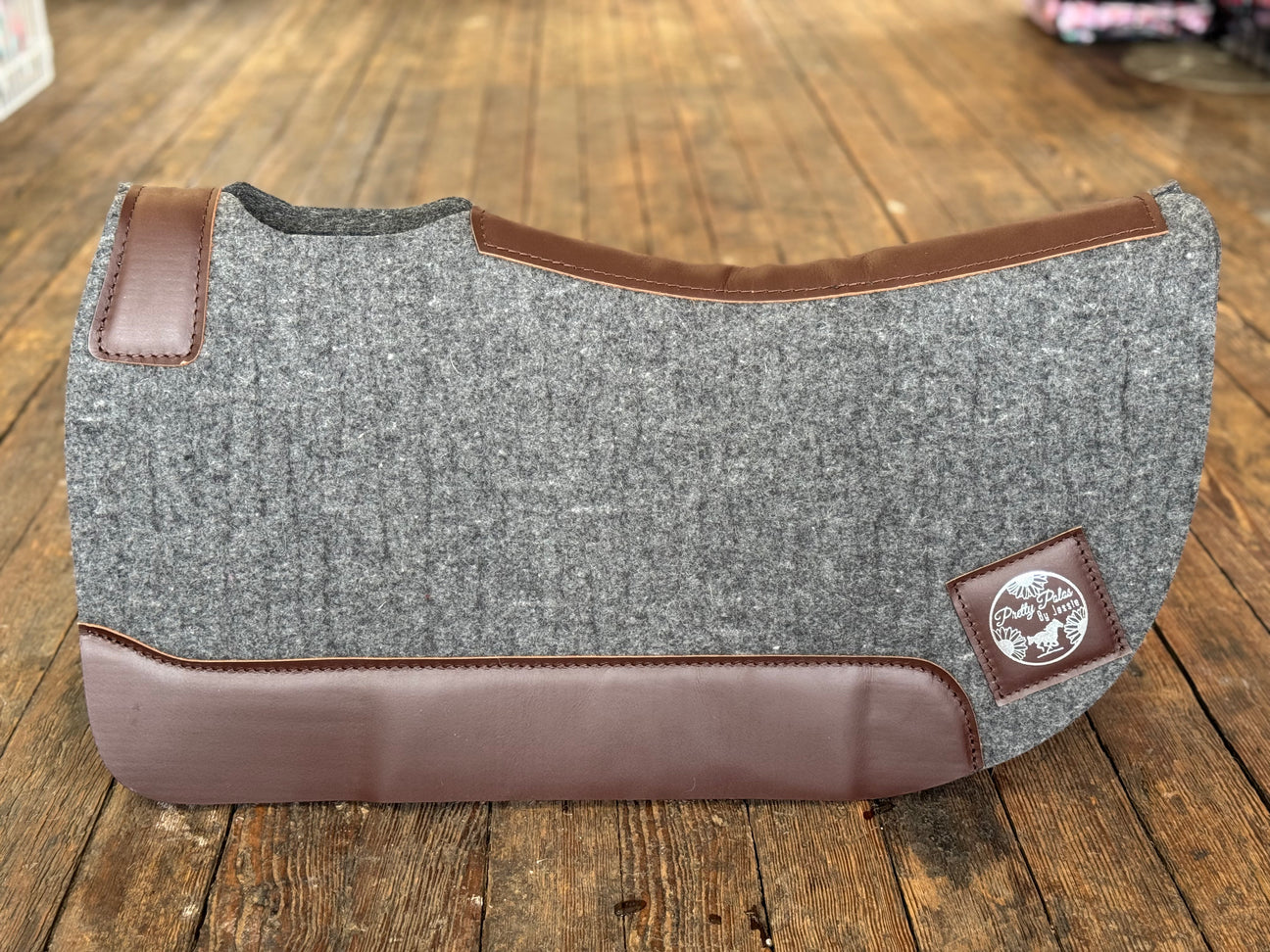 Charcoal round saddle pad by Pretty Polos by Jessie